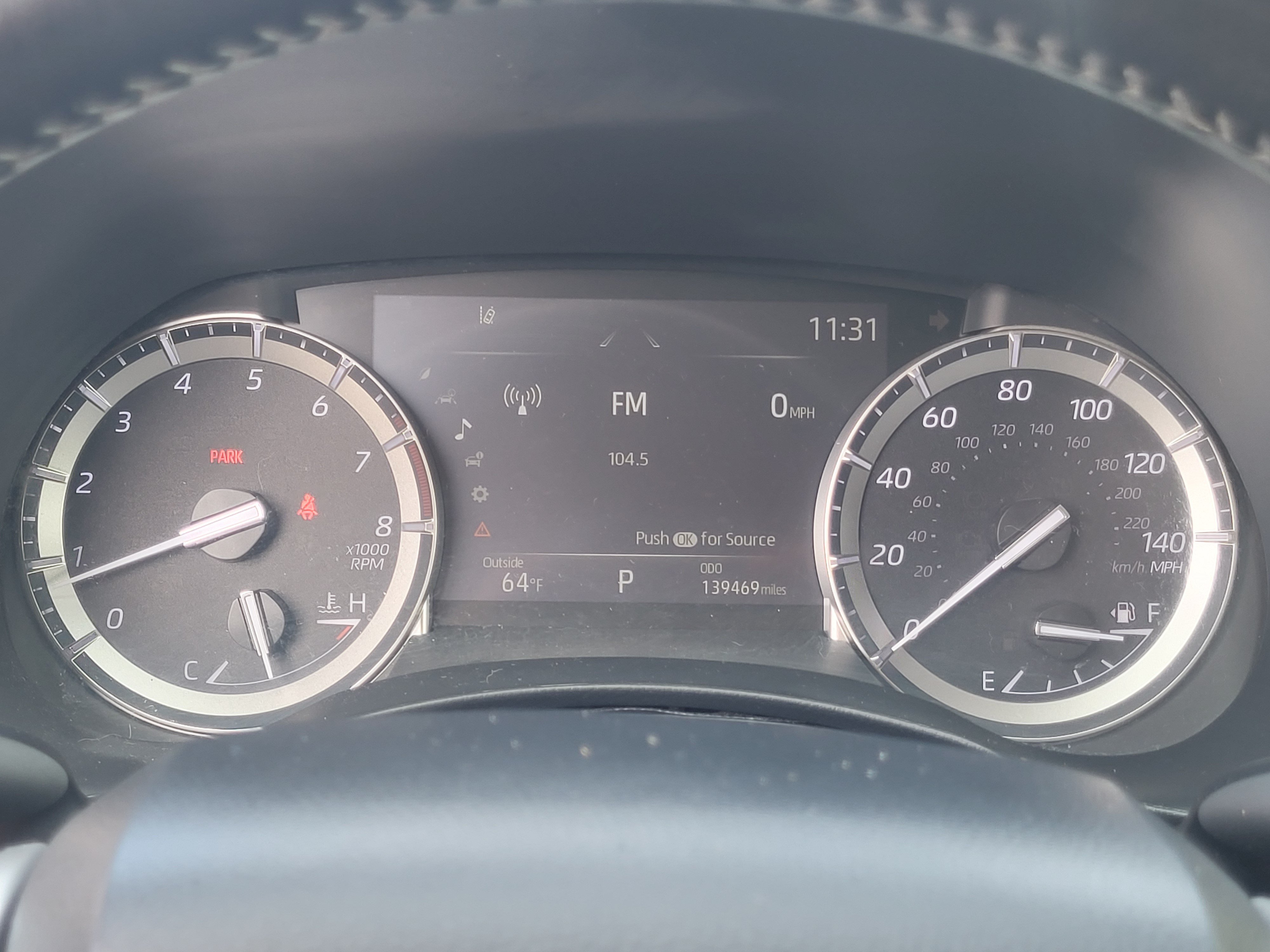 Used 2022 Toyota Highlander XLE AWD/4WD image 14