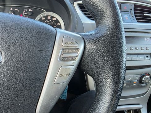 Used 2014 Nissan Sentra SV FWD image 16