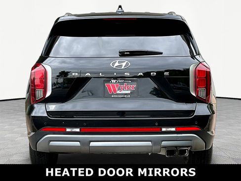 Used 2023 Hyundai Palisade SEL FWD image 5