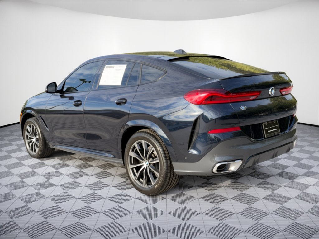 Used 2024 BMW X6 xDrive40i w/ Premium Package AWD/4WD image 3