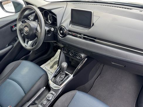 Used 2018 Toyota Yaris iA image 4