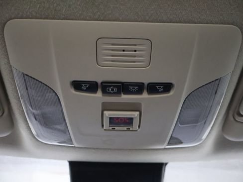 Used 2020 Toyota Corolla LE FWD image 33