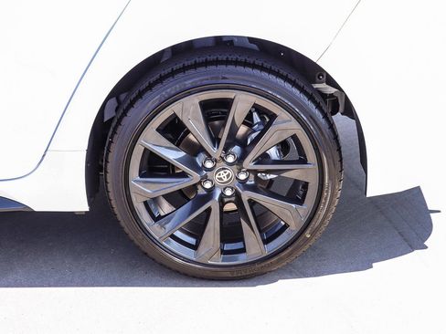 Used 2026 Toyota Corolla SE FWD image 9