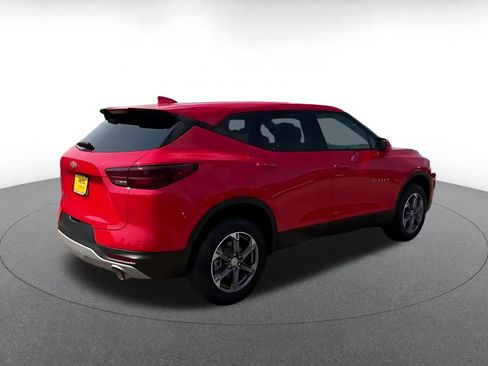 Used 2026 Chevrolet Blazer LT FWD image 10