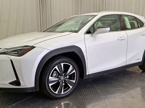Used 2019 Lexus UX 250h w/ Premium Package AWD/4WD image 7