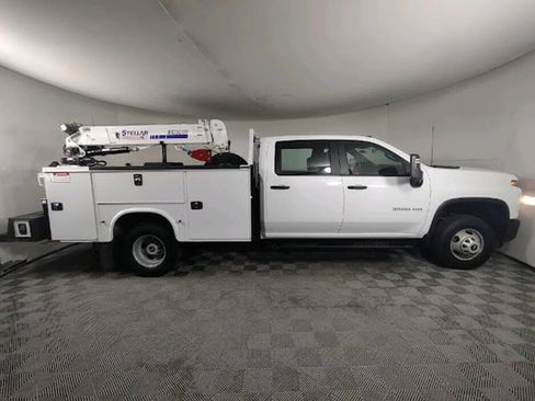 Used 2022 Chevrolet Silverado 3500 W/T w/ WT Fleet Convenience Package AWD/4WD image 9