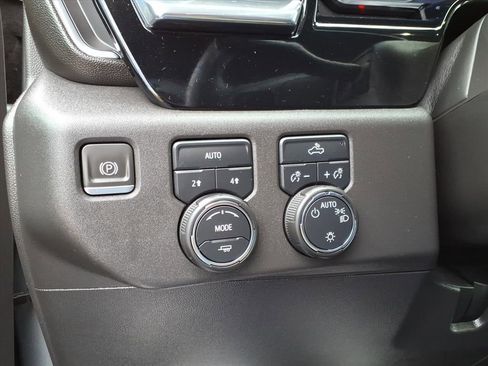 Certified 2024 Chevrolet Silverado 1500 LT image 12