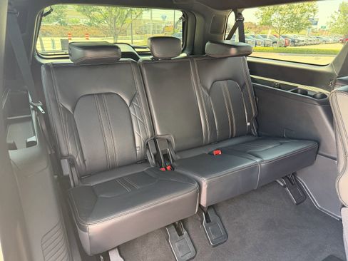 Certified 2024 Ford Expedition Max Platinum AWD/4WD image 36