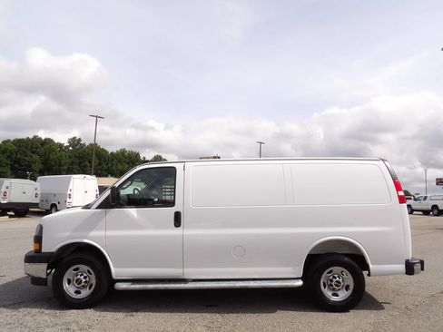 Used 2025 GMC Savana 2500 w/ Driver Convenience Package RWD image 57