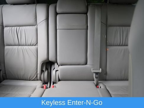 Used 2012 Jeep Grand Cherokee Laredo AWD/4WD image 16