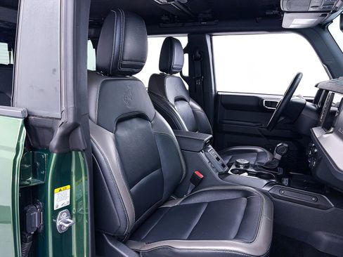 Used 2025 Ford Bronco Outer Banks AWD/4WD image 38