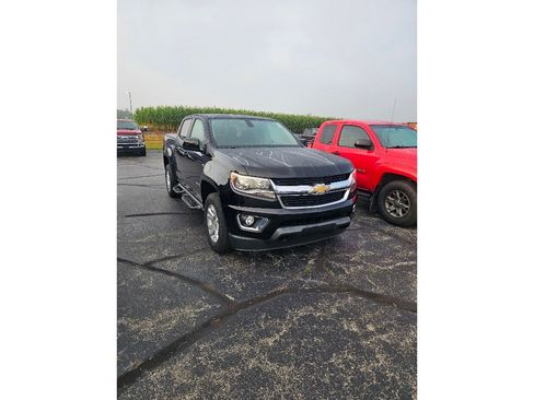 Used 2018 Chevrolet Colorado LT w/ LT Convenience Package AWD/4WD image 2
