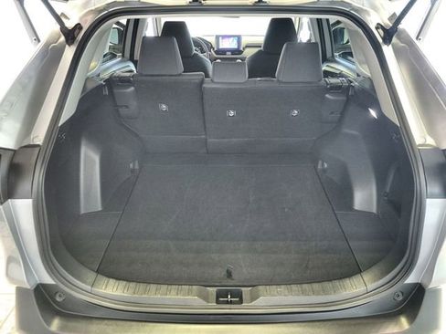 Certified 2025 Toyota RAV4 LE AWD/4WD image 23