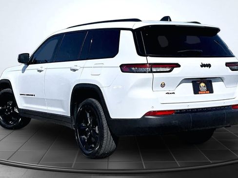 Used 2023 Jeep Grand Cherokee L Laredo AWD/4WD image 4