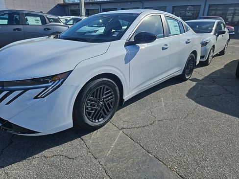 New 2026 Nissan Sentra SV image 3