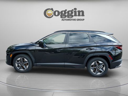 New 2026 Hyundai Tucson SEL FWD image 2