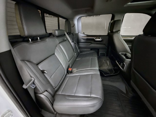 Used 2022 GMC Sierra 1500 Elevation w/ Elevation Premium Package AWD/4WD image 28