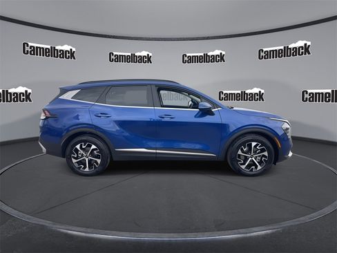 Certified 2025 Kia Sportage EX w/ Premium Package image 8