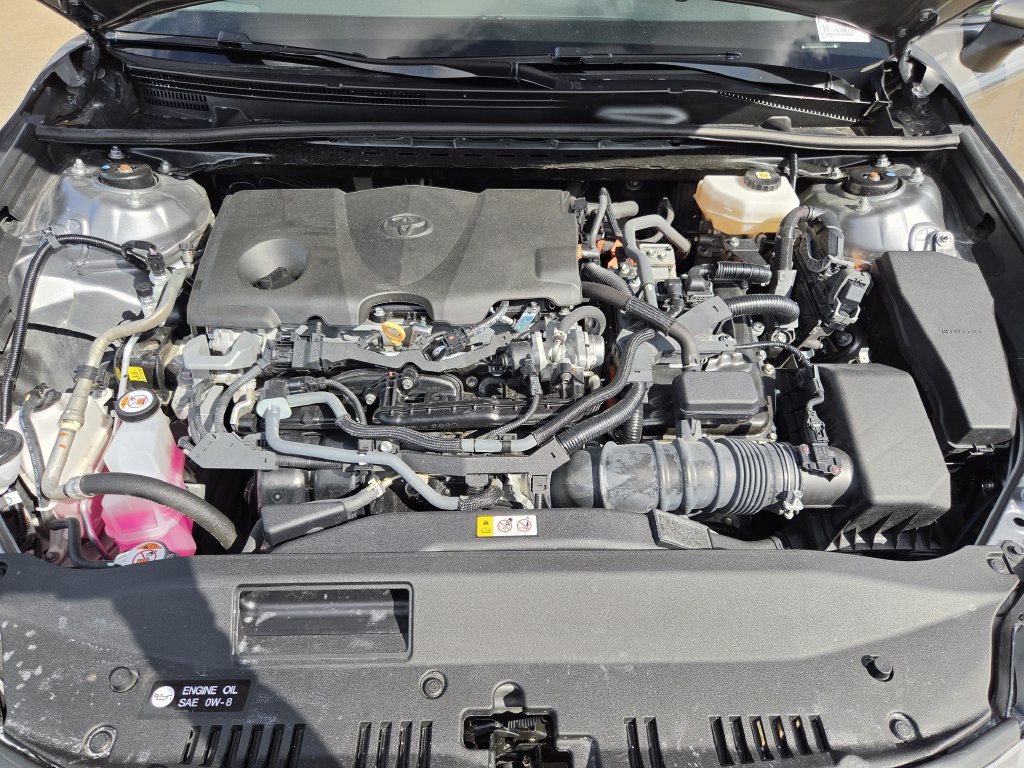 Used 2025 Toyota Camry SE w/ Convenience Package FWD image 31