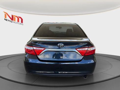 Used 2015 Toyota Camry LE FWD image 4