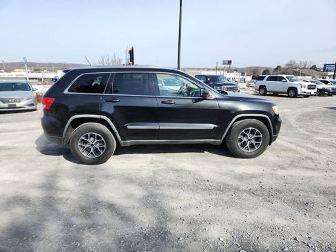 Used 2012 Jeep Grand Cherokee Laredo w/ Laredo E Group image 6