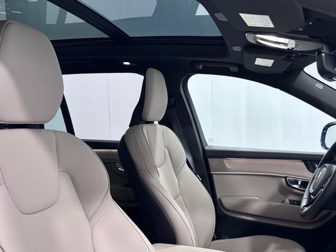 Certified 2026 Volvo XC90 B6 Plus AWD/4WD image 19