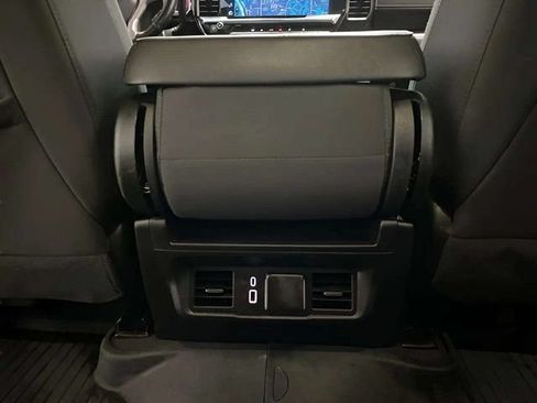 Used 2025 Chevrolet Silverado 2500 LT AWD/4WD image 59