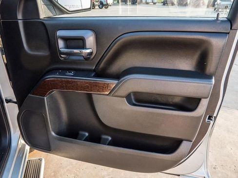 Used 2016 GMC Sierra 1500 SLE w/ SLE Value Package image 18