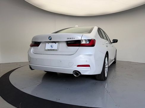 Used 2023 BMW 330i Sedan w/ Premium Package RWD image 2