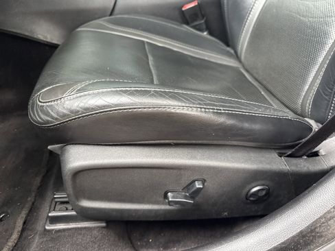 Used 2015 Dodge Charger R/T w/ Plus Group RWD image 38