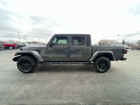 Used 2022 Jeep Gladiator Willys image 6