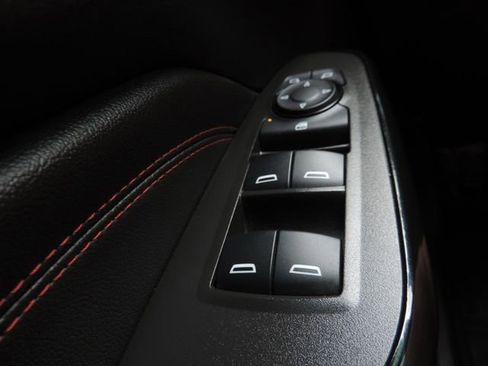 Used 2025 Chevrolet Trax RS w/ Sunroof Package FWD image 28