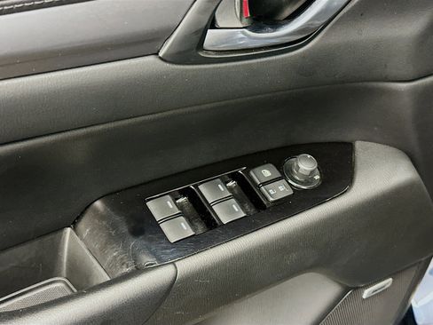 Used 2020 MAZDA CX-5 Touring image 15