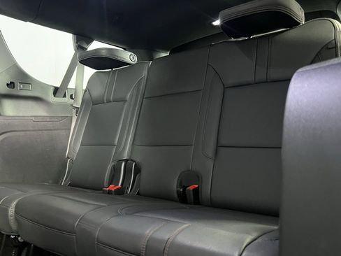 Used 2025 Chevrolet Suburban RST image 29