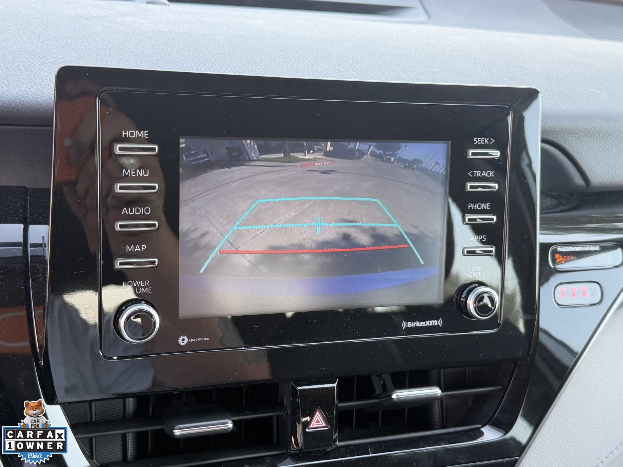 Used 2021 Toyota Camry LE FWD image 17