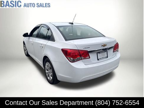 Used 2016 Chevrolet Cruze LS image 8