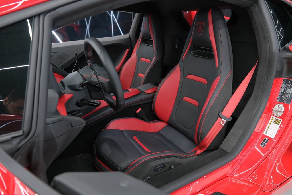 Used 2026 Lamborghini Temerario AWD/4WD image 28