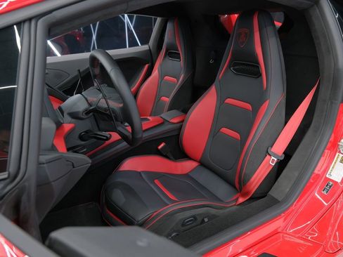 Used 2026 Lamborghini Temerario AWD/4WD image 28