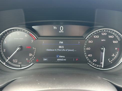 Used 2022 Cadillac XT4 Premium Luxury w/ Safety Alert Package image 26