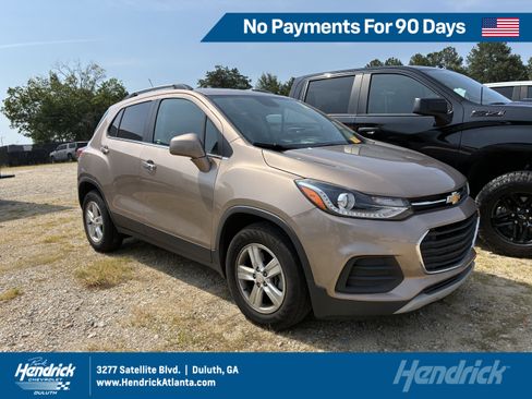 Used 2018 Chevrolet Trax LT w/ LT Convenience Package FWD image 1