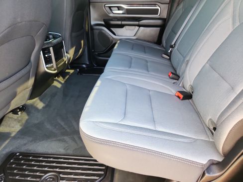 Used 2023 RAM 1500 Big Horn AWD/4WD image 11