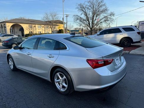 Used 2017 Chevrolet Malibu LS w/ LPO, Convenience Package 2 image 9