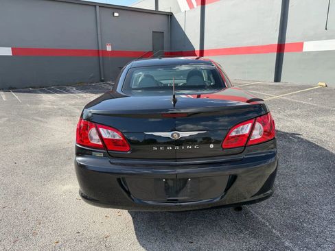 Used 2008 Chrysler Sebring Touring w/ Special Touring Group image 4