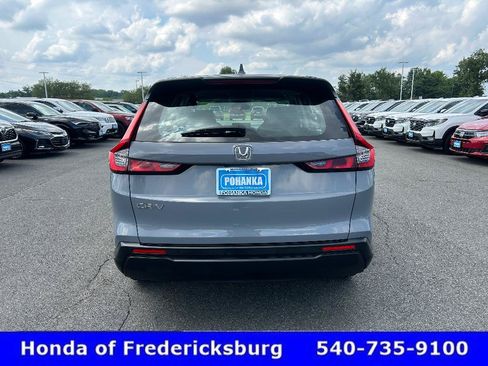 Used 2023 Honda CR-V LX image 5