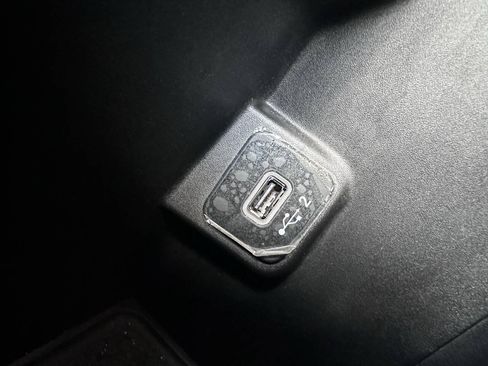 Used 2021 Jeep Wrangler Unlimited Sport AWD/4WD image 32