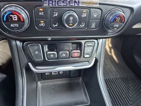 Used 2021 GMC Terrain SLE w/ Driver Convenience Package image 19