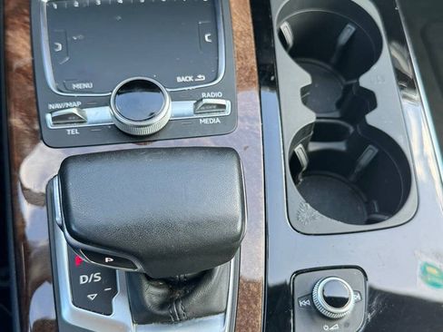 Used 2019 Audi Q7 3.0T Premium Plus AWD/4WD image 19