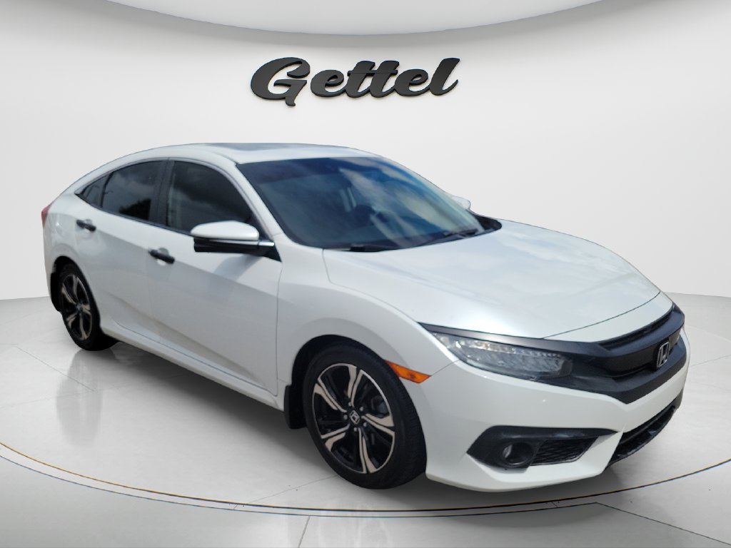 Used 2018 Honda Civic Touring image 3