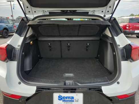 Used 2024 Buick Encore GX Sport Touring w/ Comfort Package image 12