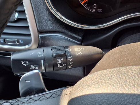 Used 2014 Jeep Grand Cherokee Limited AWD/4WD image 20